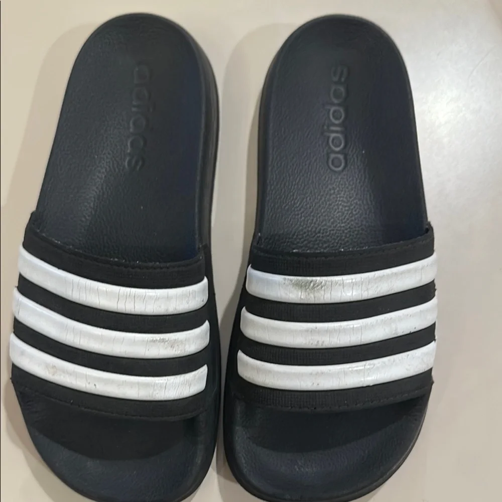 adidas Adilette Slides Kids Black and White Sandals Flip Flops unisex